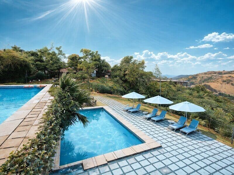Cabanas and loungers
