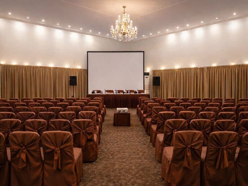 Business Meetings - Modern conference setup